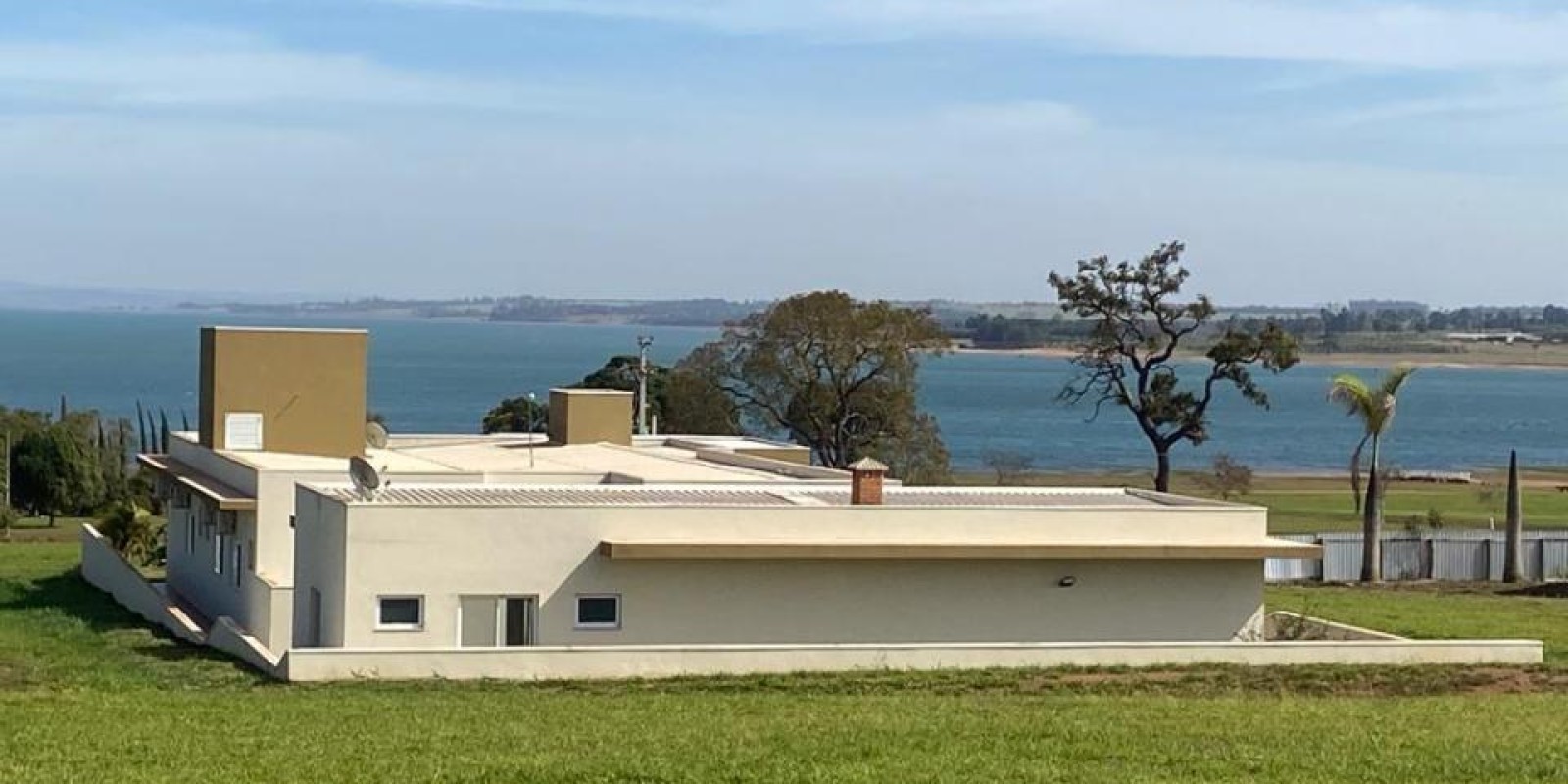  Casa Riviera Santa Cristina I , com linda vista para Represa - Avaré - SP