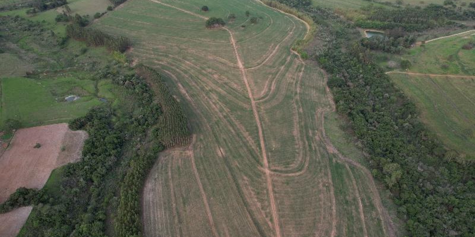 Fazenda Entre Rios em Echaporã SP - Foto 1 de 5