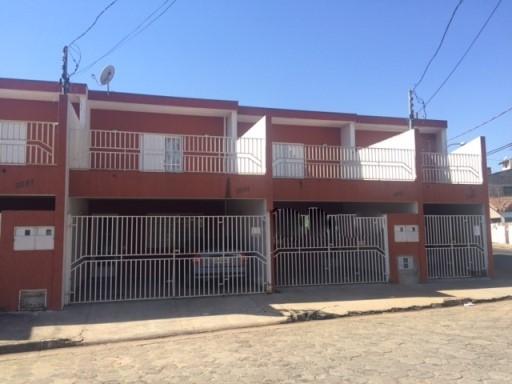 04 Sobrados no Bairro Santana em Avaré SP - Avare