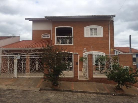 Casa no Bairro São Luiz em Avaré SP - Avaré