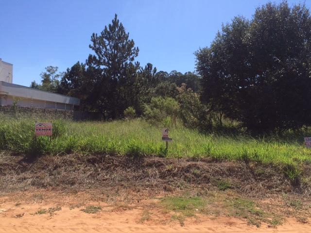 Terreno no Golf Country em Avaré SP - Avare