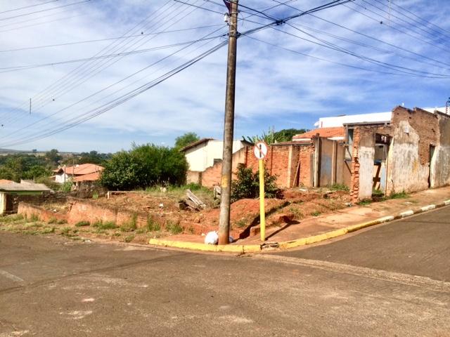 Terreno no Centro de Itai SP - Itaí