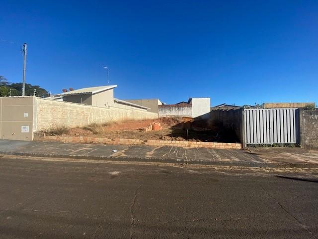 Terreno no Bairro Brabancia em Avaré SP - Avaré