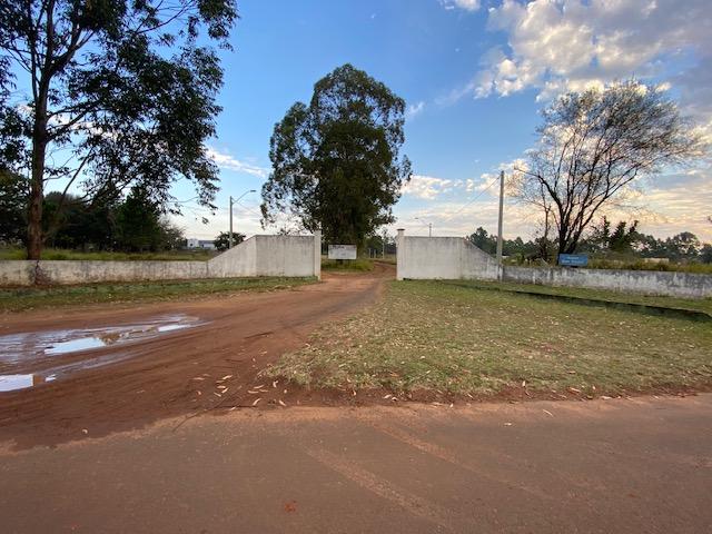 Terreno no Golf Country em Avaré SP - Avaré