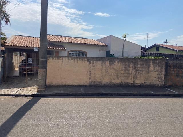 Casa no Bairro Brabancia em Avaré SP - Avaré