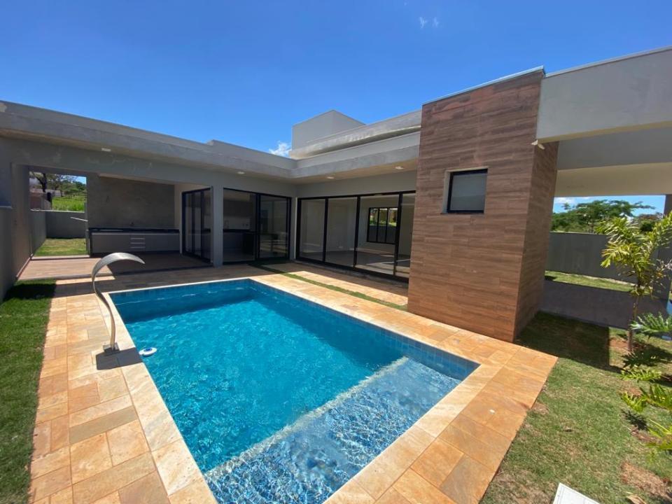 Casa Riviera Santa Cristina XIII Setor Iati - Avaré - SP - Avaré