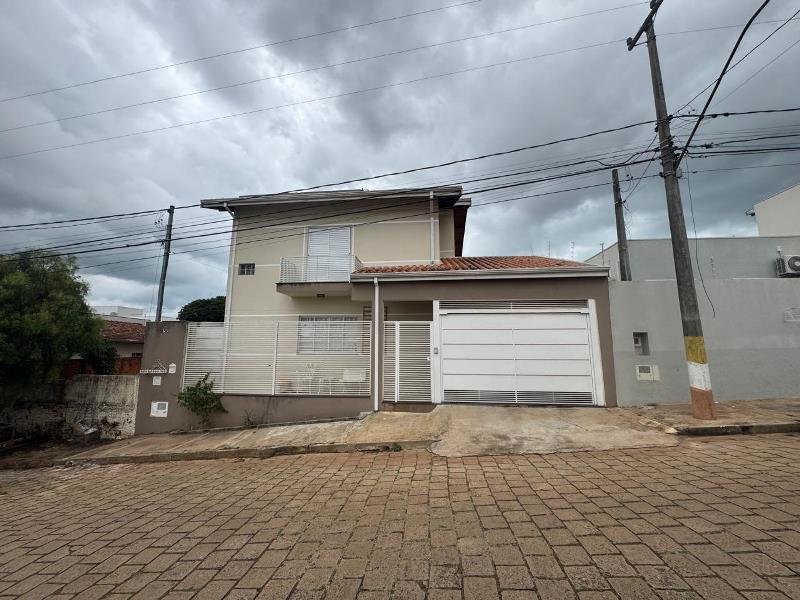 Sobrado no Bairro São Felipe - Avaré SP - Avaré